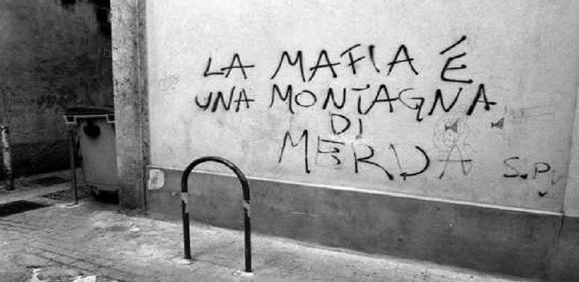 La mafia è una montagna di merda?